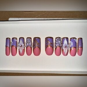 Custom acrylic nails done by me size medium!